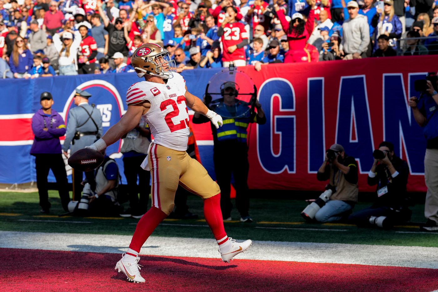 Top photos from Week 9 of the NFL season | iNFOnews.ca