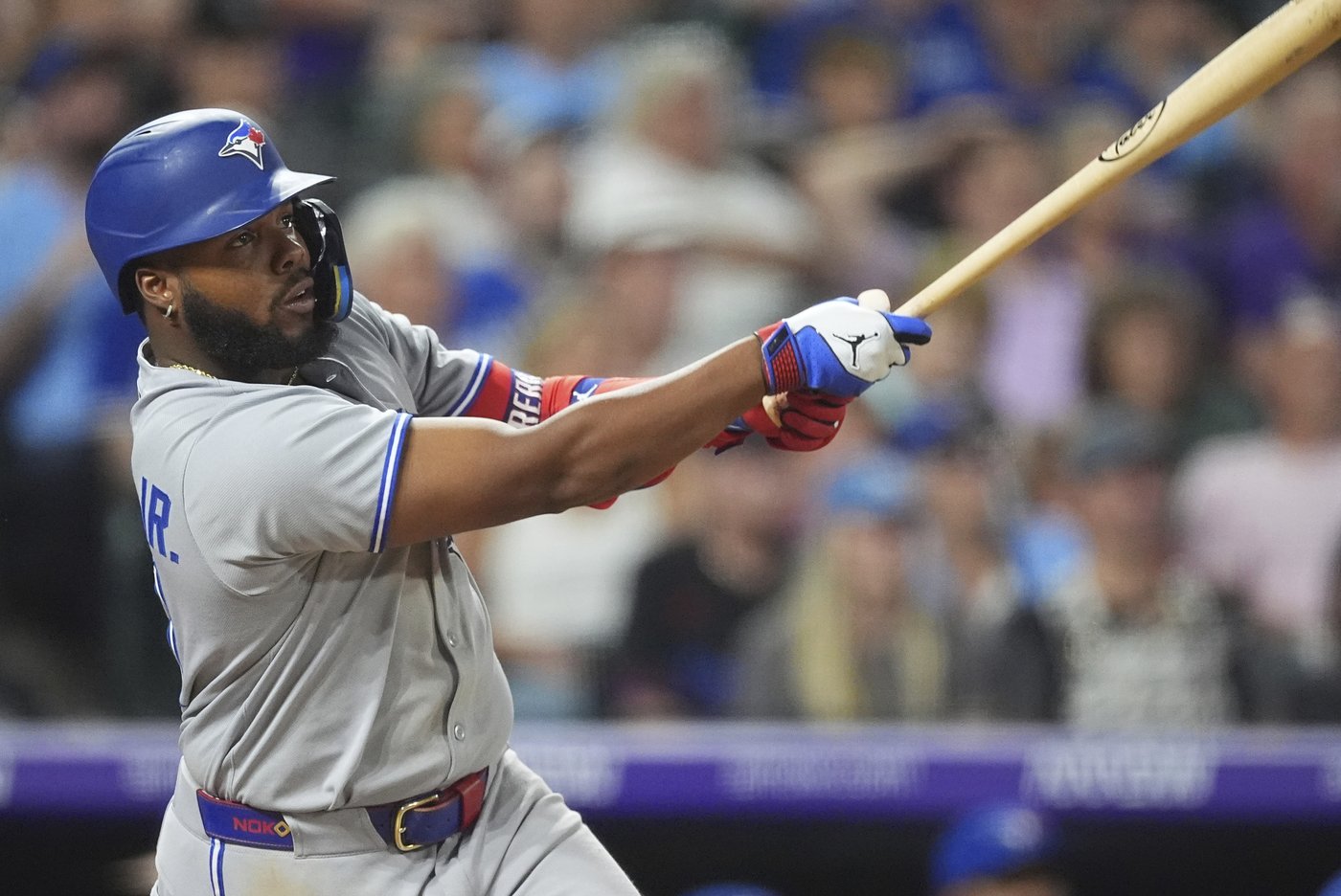 American League-leading Blue Jays go deep 5 times in a 10-4 win over Rockies | iNFOnews.ca American League-leading Blue Jays go deep 5 times in a 10-4 win over Rockies | iNFOnews.ca