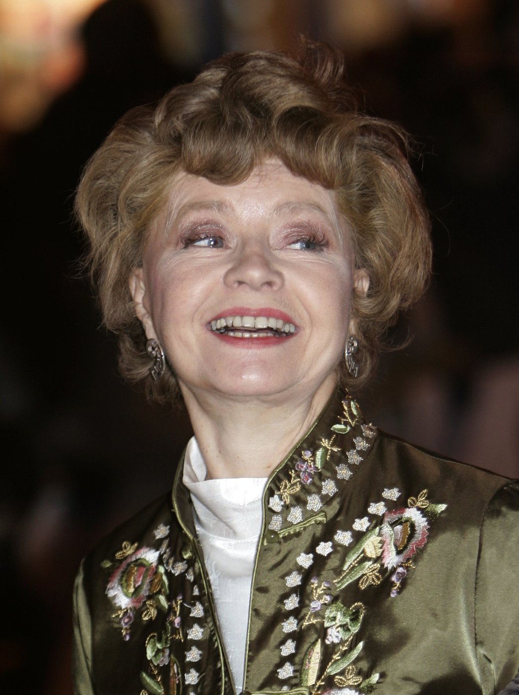 Prunella Scales, who played Sybil in British sitcom 'Fawlty Towers,' dies at 93 | iNFOnews.ca Prunella Scales, who played Sybil in British sitcom 'Fawlty Towers,' dies at 93 | iNFOnews.ca