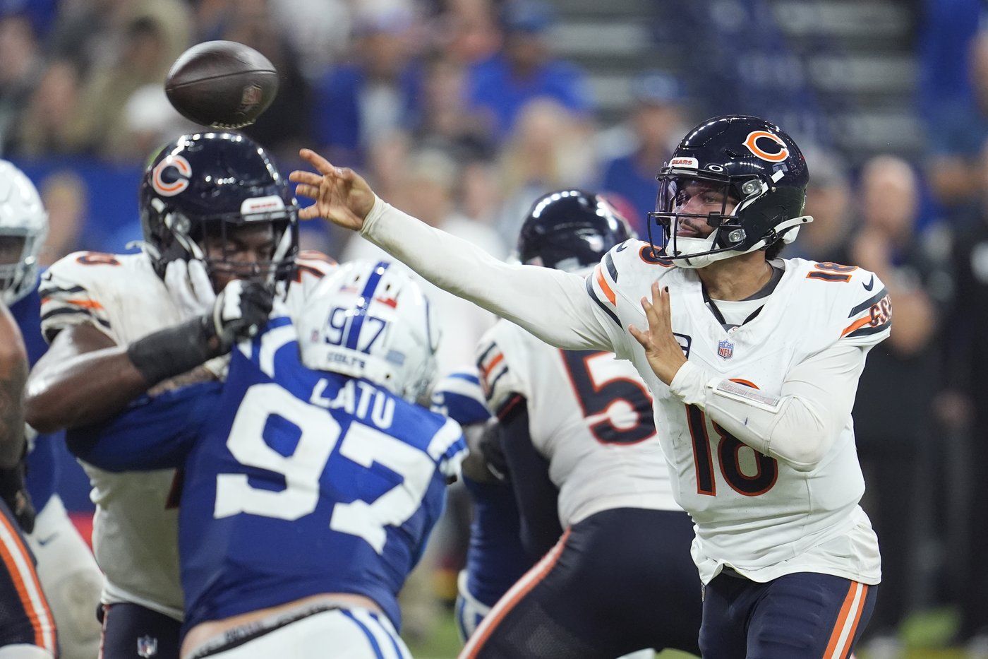 Colts' defense takes a major step forward by forcing turnovers and stuffing run in win over Bears | iNFOnews.ca Colts' defense takes a major step forward by forcing turnovers and stuffing run in win over Bears | iNFOnews.ca