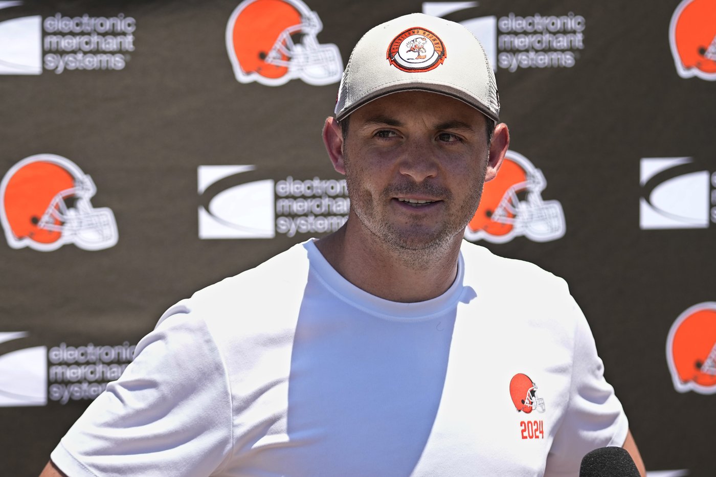 Browns' Stefanski takes back play-calling while turning offense over to new coordinator Rees | iNFOnews.ca Browns' Stefanski takes back play-calling while turning offense over to new coordinator Rees | iNFOnews.ca