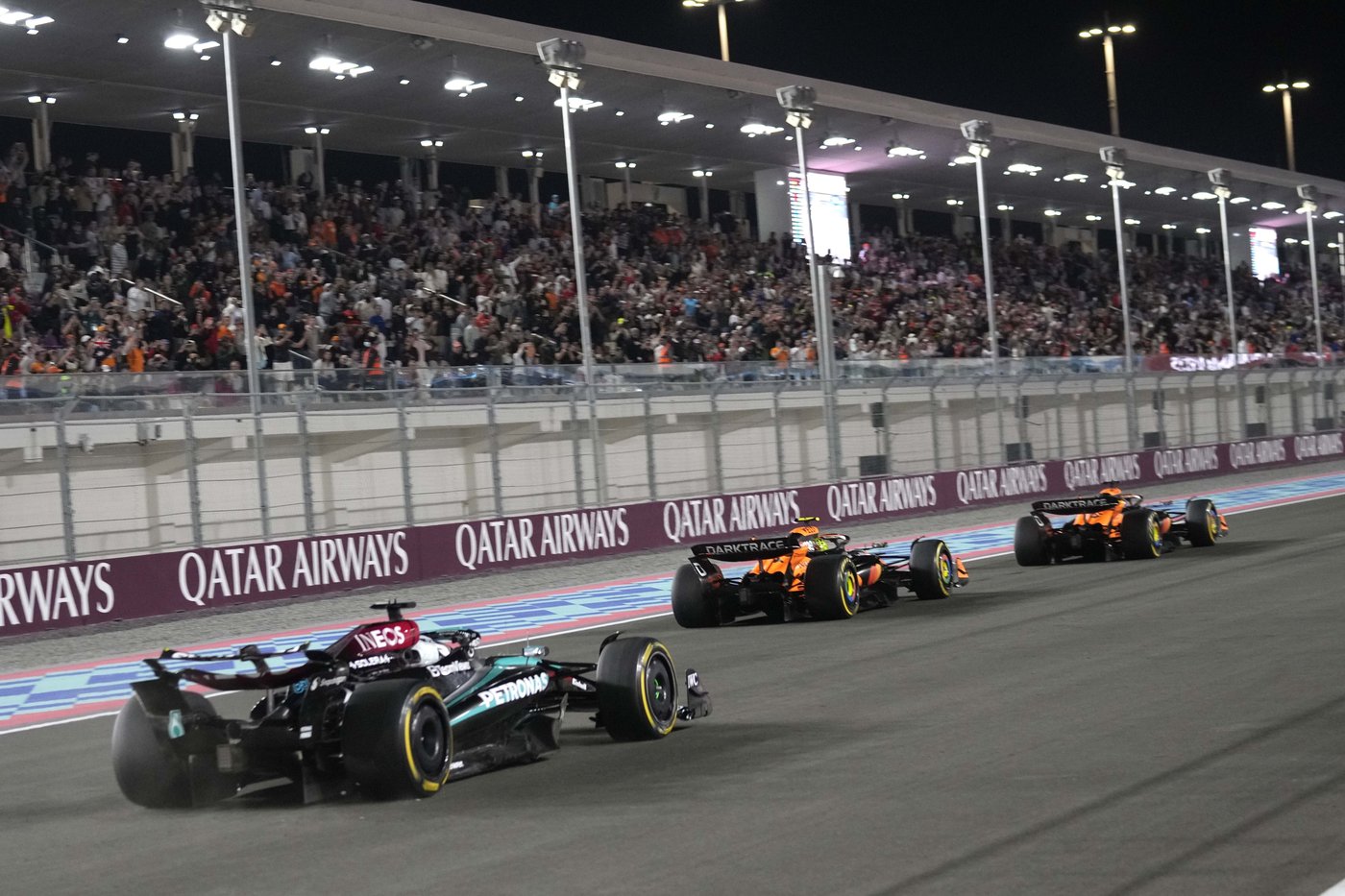 Norris defies orders to help Piastri and Verstappen loses the Qatar pole to Russell | iNFOnews.ca Norris defies orders to help Piastri and Verstappen loses the Qatar pole to Russell | iNFOnews.ca