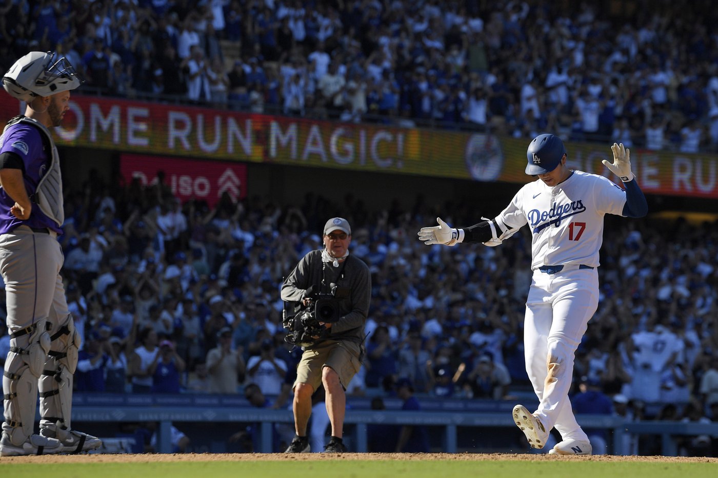 Ohtani, Betts go back-to-back in ninth as Dodgers rally past Rockies 6-5 | iNFOnews.ca Ohtani, Betts go back-to-back in ninth as Dodgers rally past Rockies 6-5 | iNFOnews.ca