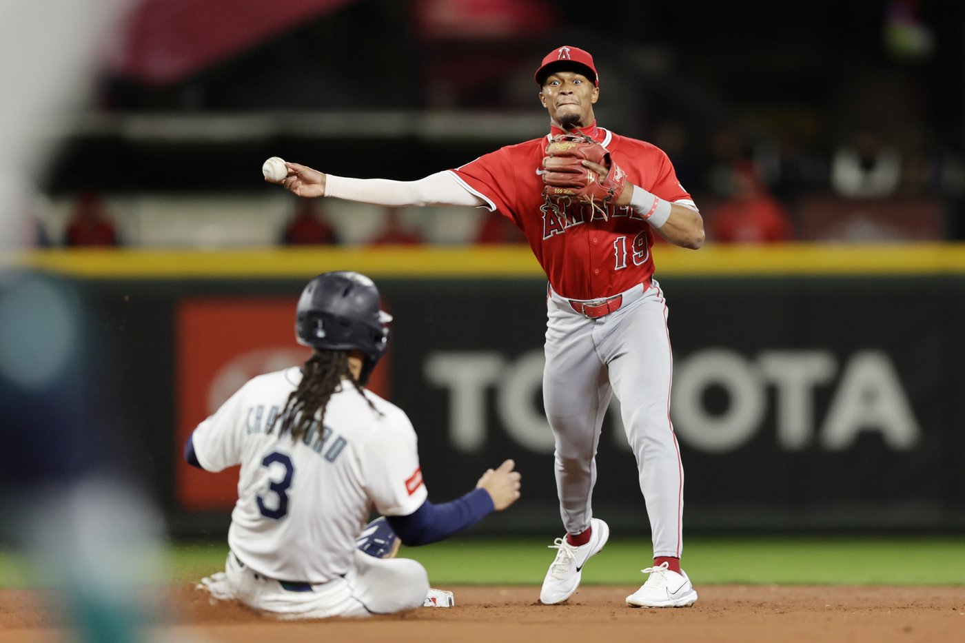Polanco has 2 homers, 5 RBIs as Mariners beat Angels 5-3 | iNFOnews.ca