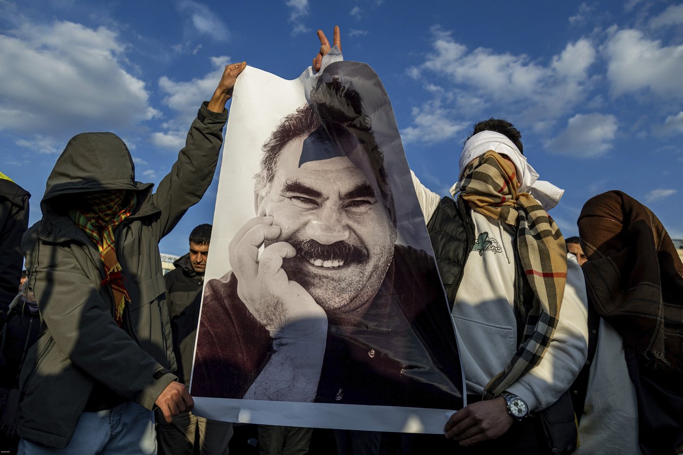 Jailed Kurdish militant leader urges PKK fighters to disarm before a symbolic peace ceremony | iNFOnews.ca Jailed Kurdish militant leader urges PKK fighters to disarm before a symbolic peace ceremony | iNFOnews.ca