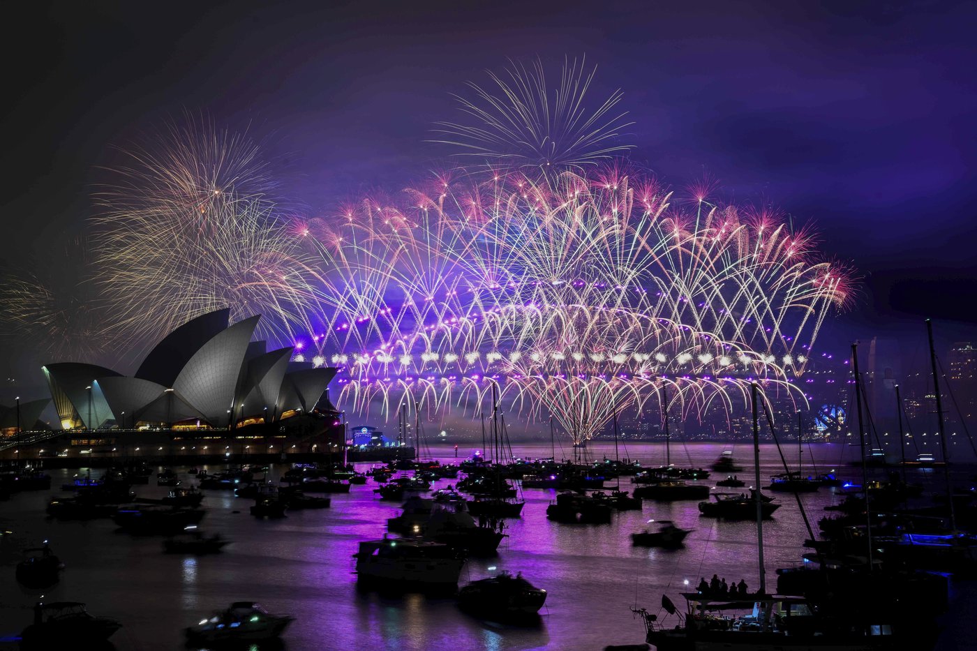 PHOTO COLLECTION: New Year's Eve | iNFOnews.ca