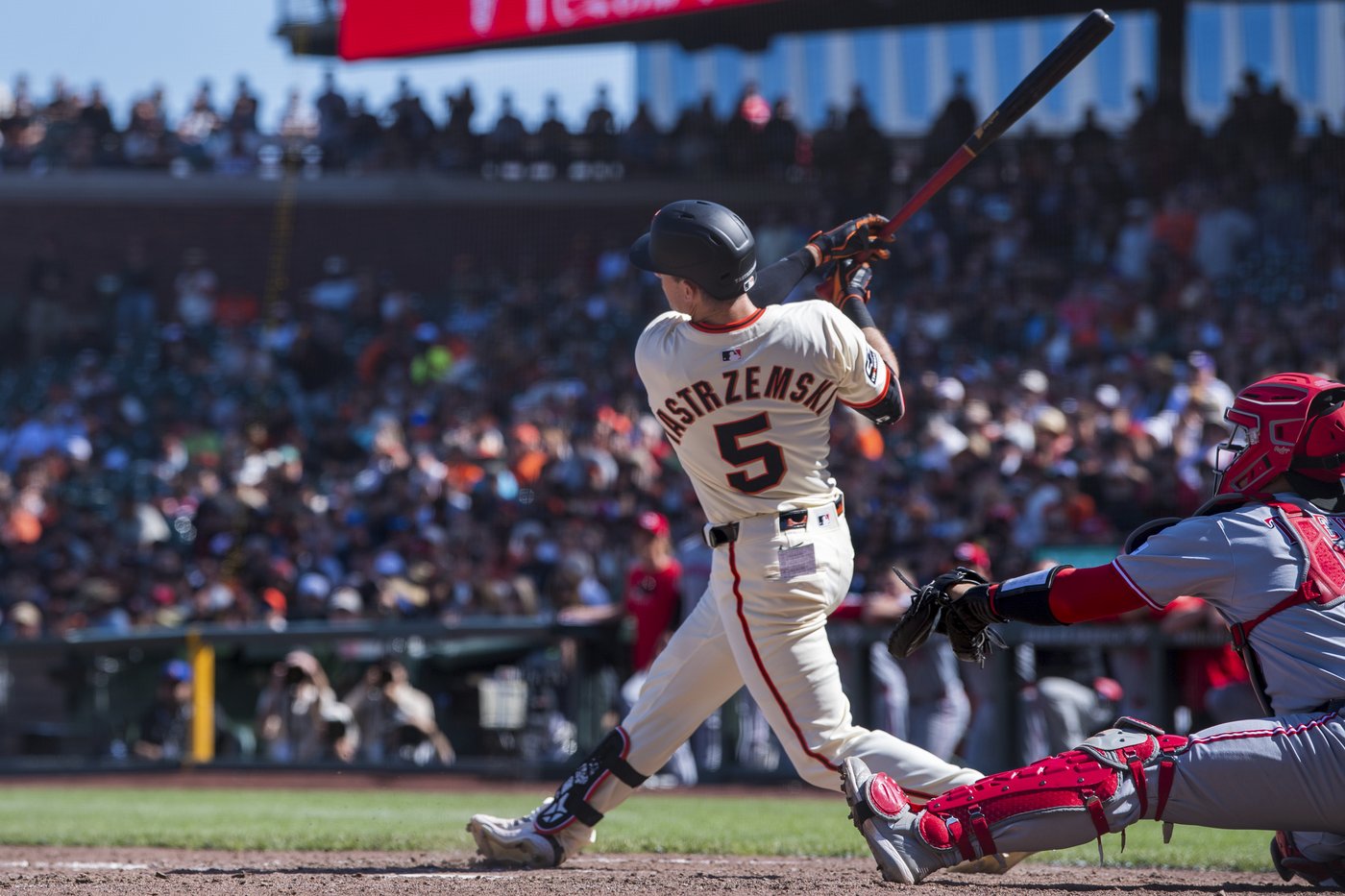 Yastrzemski hits a 2-run homer in the 10th inning and Giants top Reds 8-6 | iNFOnews.ca Yastrzemski hits a 2-run homer in the 10th inning and Giants top Reds 8-6 | iNFOnews.ca