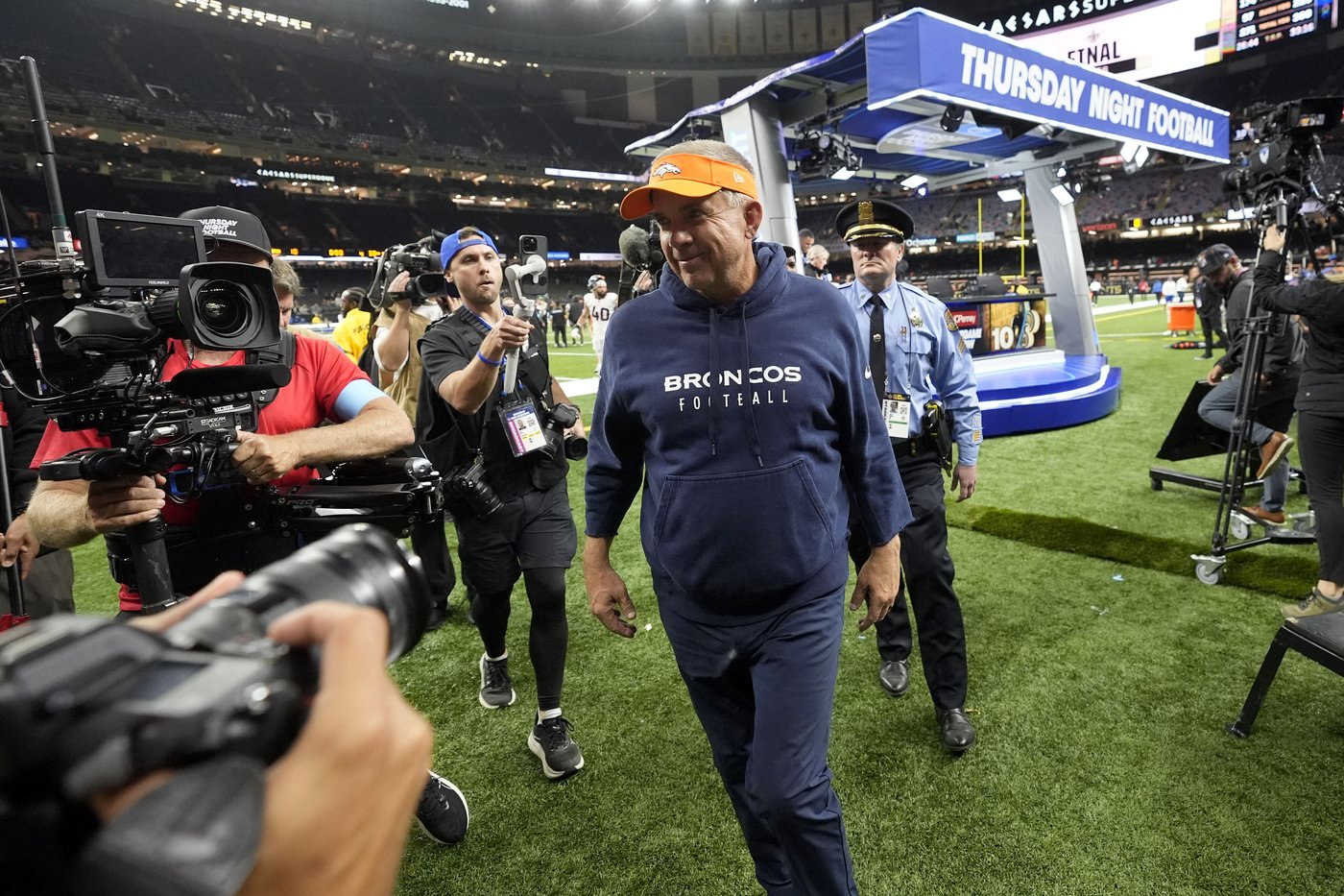 Sean Payton triumphs in return to New Orleans as the Broncos dominate the Saints, 33-10 | iNFOnews.ca Sean Payton triumphs in return to New Orleans as the Broncos dominate the Saints, 33-10 | iNFOnews.ca