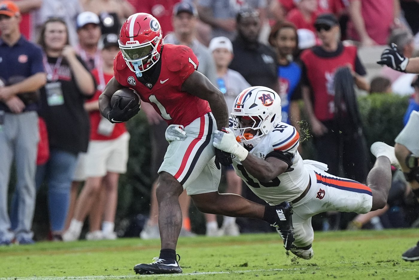No. 5 Georgia's defense to provide test for Mississippi State freshman QB Van Buren in 2nd start | iNFOnews.ca No. 5 Georgia's defense to provide test for Mississippi State freshman QB Van Buren in 2nd start | iNFOnews.ca