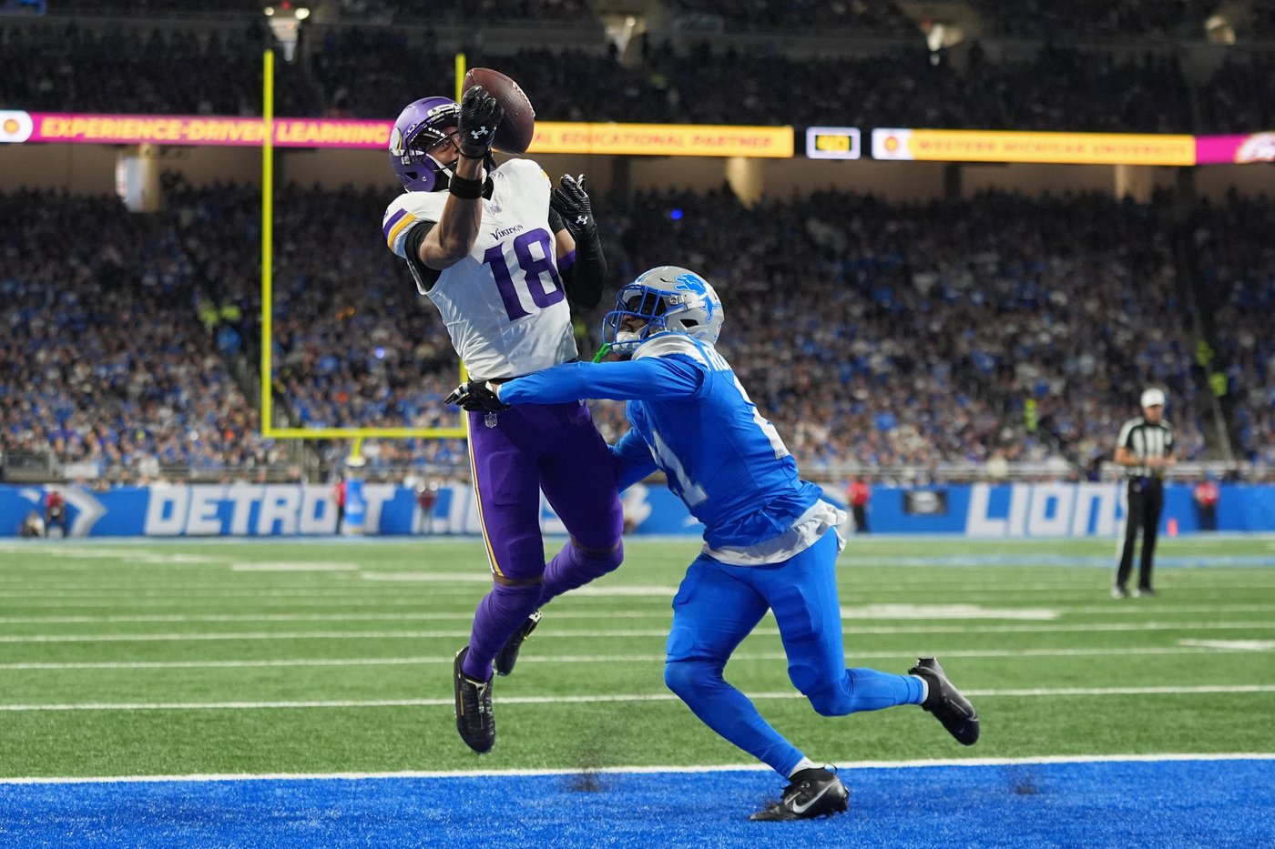 J.J. McCarthy throws for 2 TDs and runs for a score in his return as Vikings beat Lions 27-24 | iNFOnews.ca J.J. McCarthy throws for 2 TDs and runs for a score in his return as Vikings beat Lions 27-24 | iNFOnews.ca