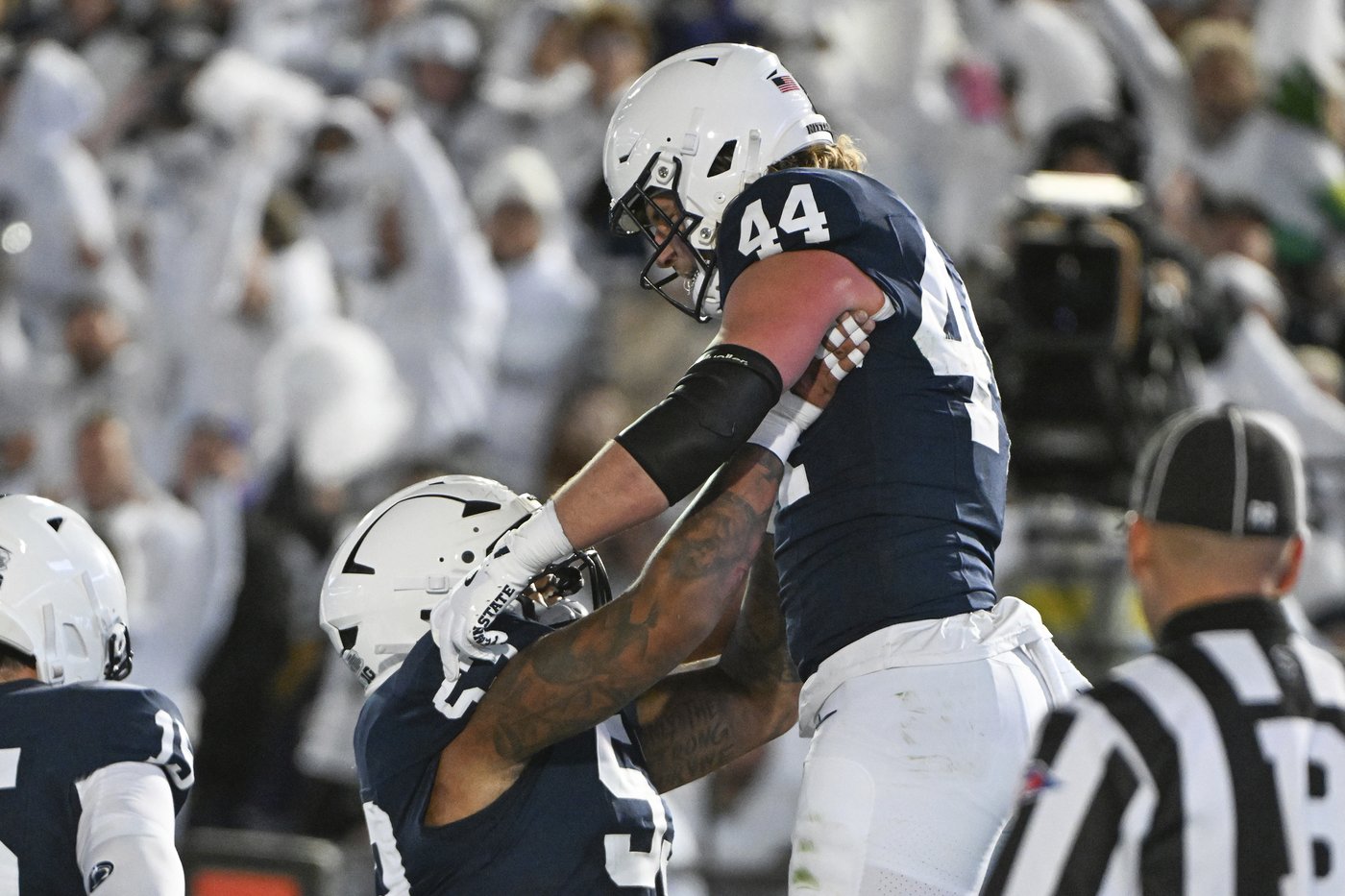 Warren scores 2 TDs as No. 6 Penn State routs Washington 35-6 | iNFOnews.ca Warren scores 2 TDs as No. 6 Penn State routs Washington 35-6 | iNFOnews.ca
