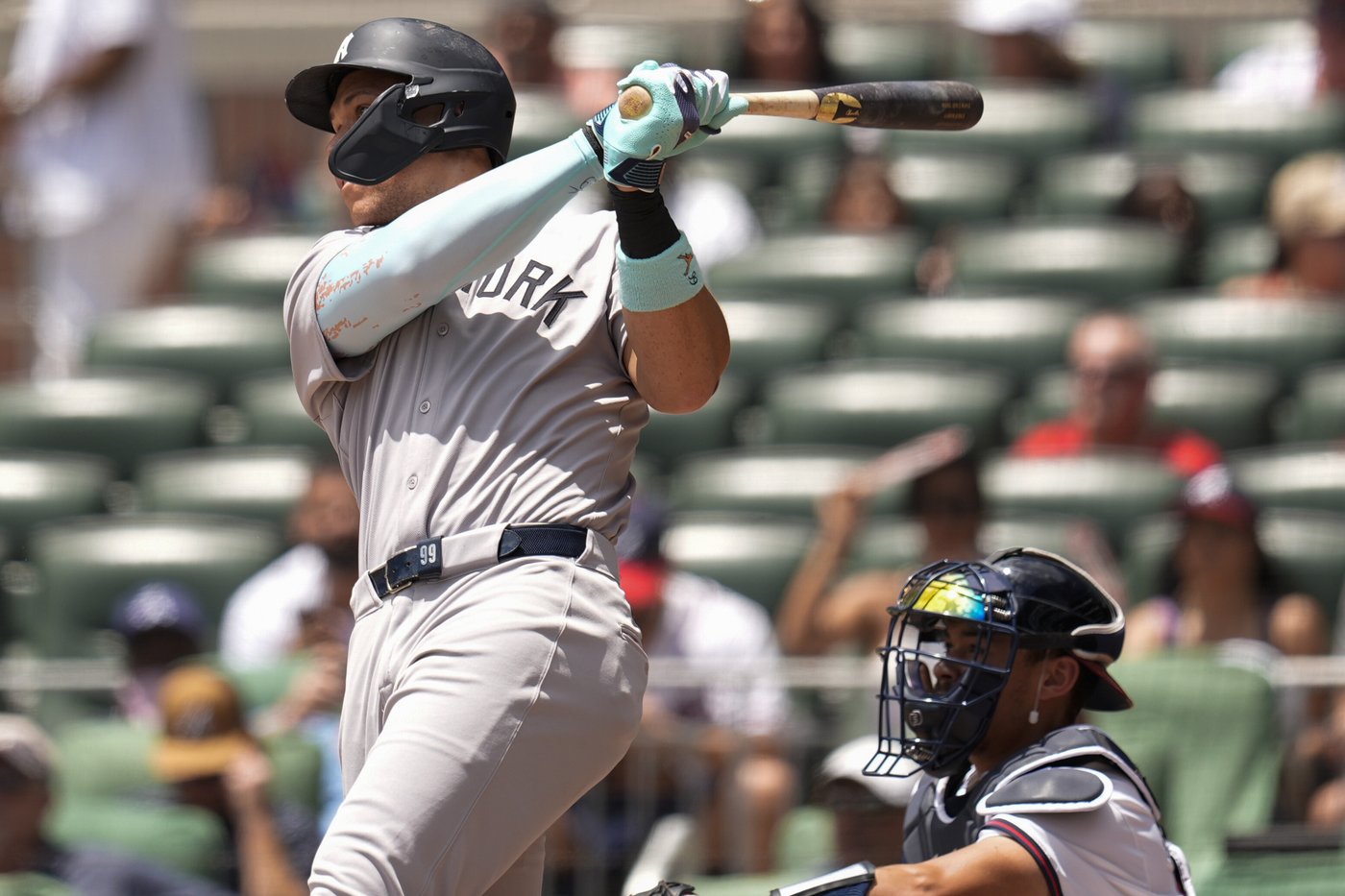 Aaron Judge ties A-Rod with 351st homer for Yankees in a 4-2 win over the Braves | iNFOnews.ca