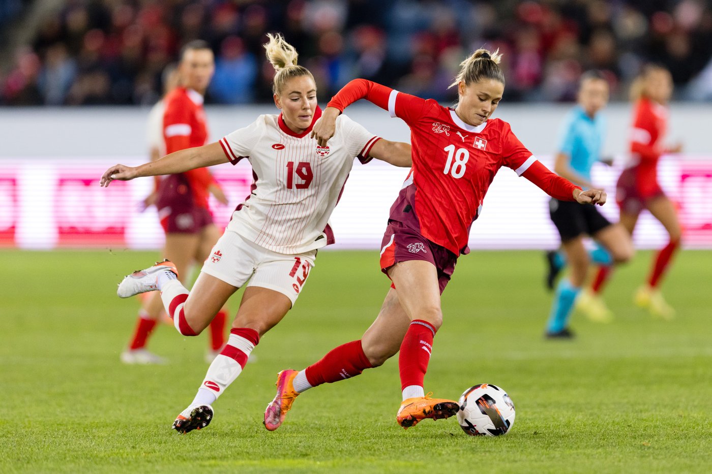 Canadian star Olivia Smith hurt in not-so-friendly 1-0 loss to Switzerland | iNFOnews.ca