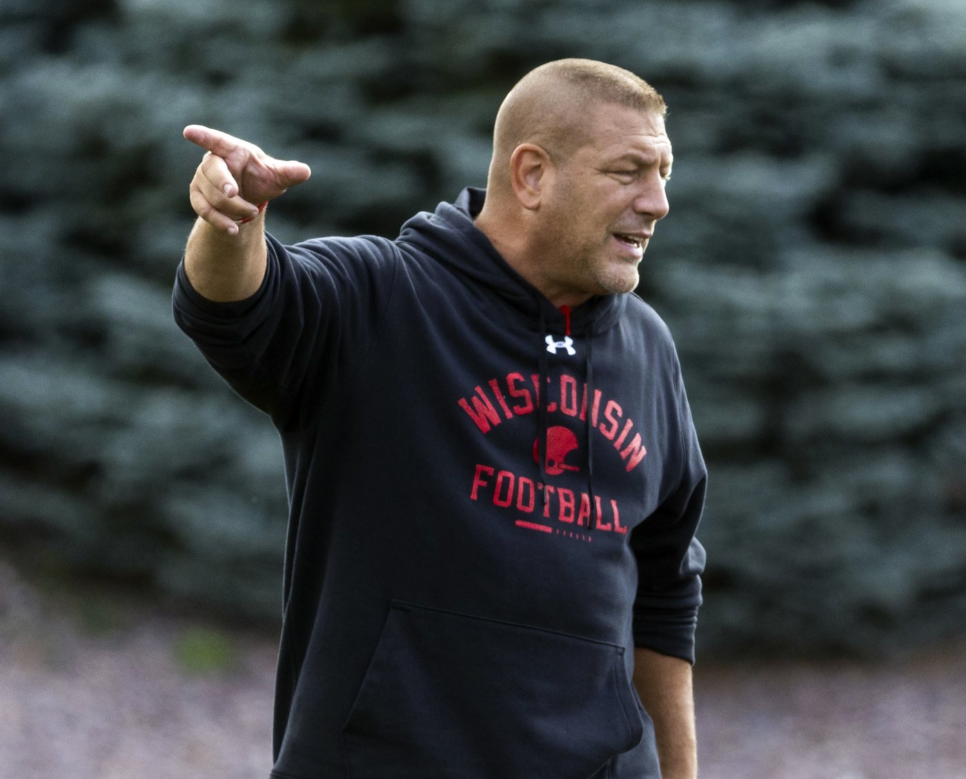 Wisconsin fires offensive coordinator Phil Longo after third consecutive loss | iNFOnews.ca Wisconsin fires offensive coordinator Phil Longo after third consecutive loss | iNFOnews.ca