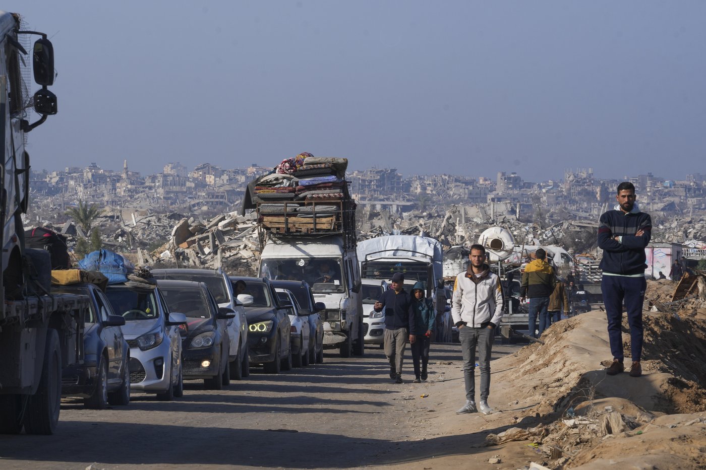 Hamas says it will free 6 living hostages and hand over 4 bodies, accelerating Gaza releases | iNFOnews.ca