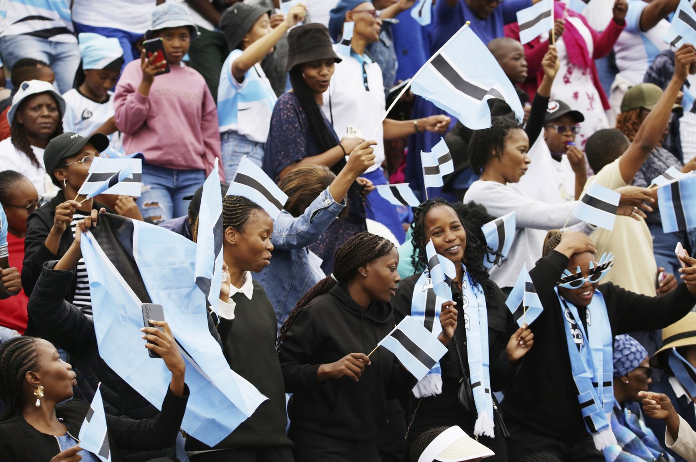 Thousands turn out for inauguration of Botswana's new president, who calls for unity | iNFOnews.ca Thousands turn out for inauguration of Botswana's new president, who calls for unity | iNFOnews.ca