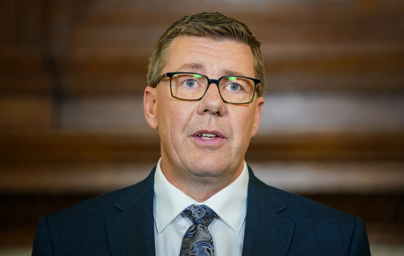 Scott Moe: The conservative who began as a left-winger with a lights-out hockey shot | iNFOnews.ca Scott Moe: The conservative who began as a left-winger with a lights-out hockey shot | iNFOnews.ca