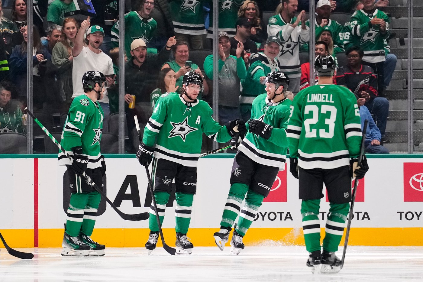 Heiskanen scores twice as Stars rally to beat Hurricanes 3-2 | iNFOnews.ca