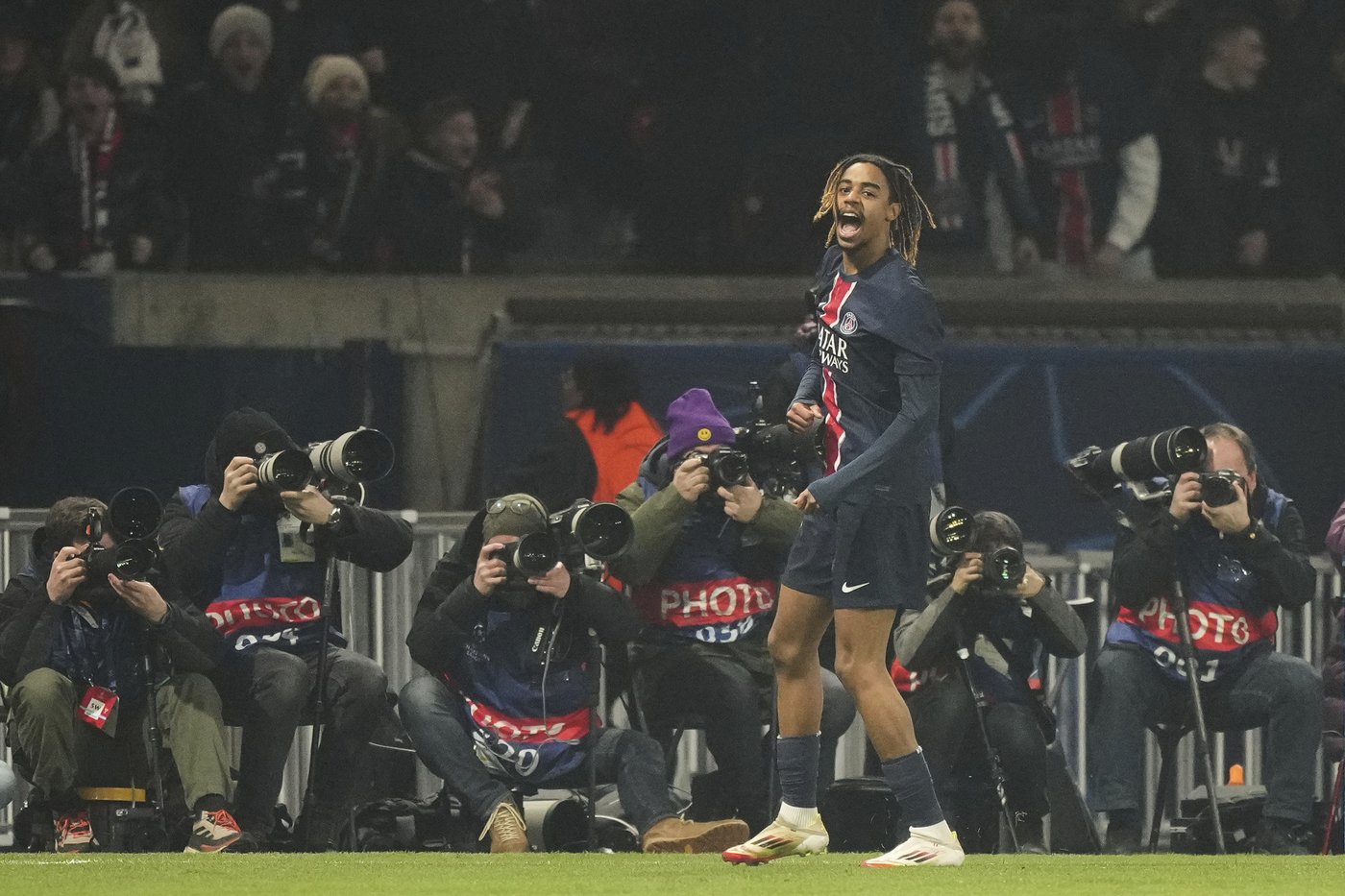 PSG winger Barcola has raised his game since Kvaratskhelia's arrival | iNFOnews.ca
