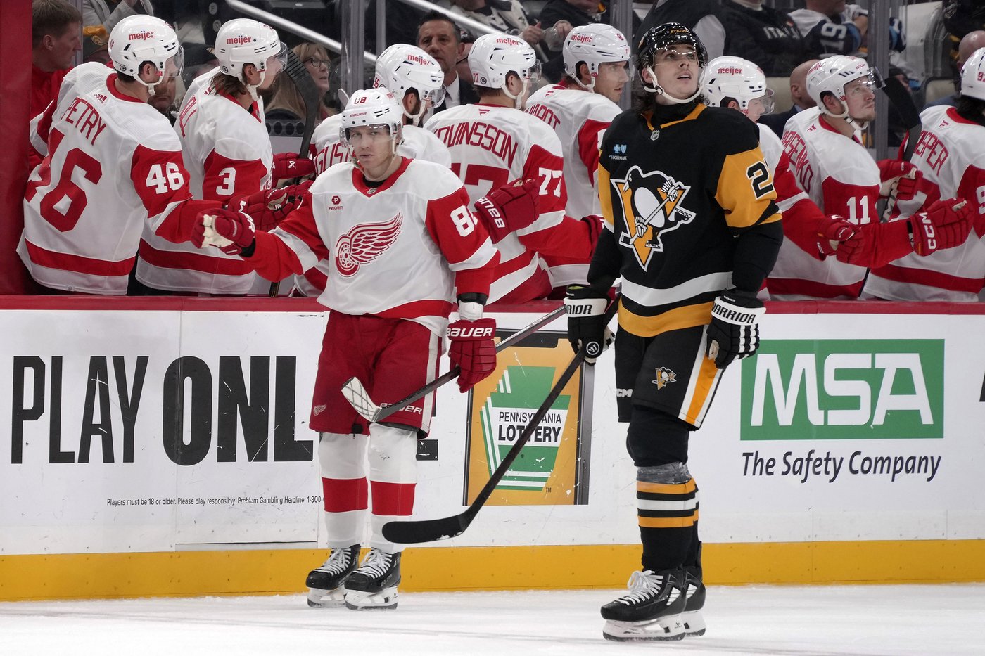 Edvinsson's OT winner powers Red Wings past Penguins 3-2 | iNFOnews.ca Edvinsson's OT winner powers Red Wings past Penguins 3-2 | iNFOnews.ca