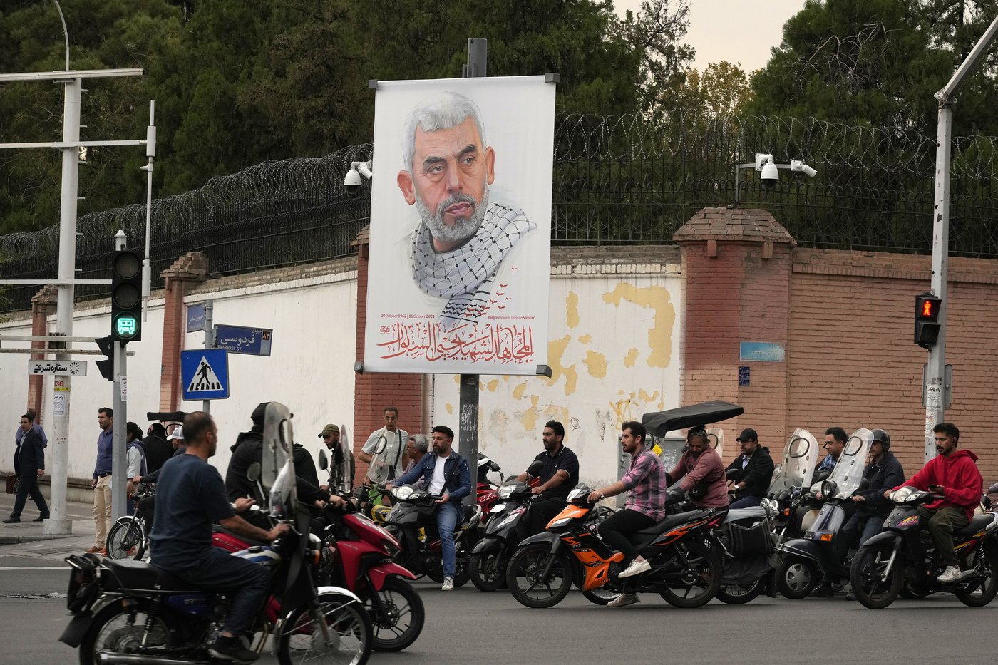 In Israeli footage of the last minutes of Hamas leader's life, some see a symbol of defiance | iNFOnews.ca In Israeli footage of the last minutes of Hamas leader's life, some see a symbol of defiance | iNFOnews.ca