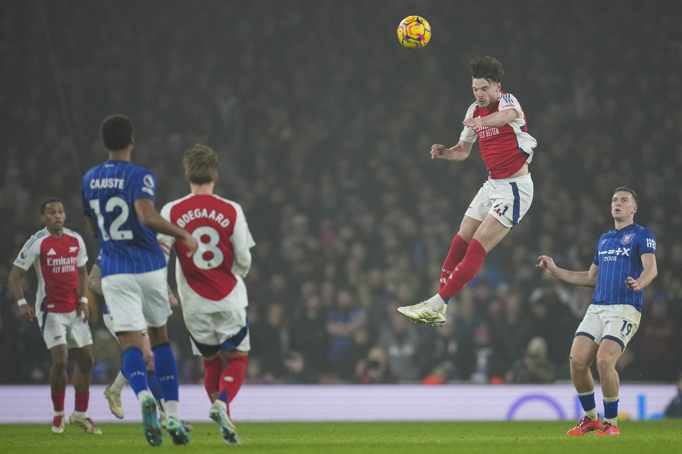 Arsenal moves up to second in the Premier League with a 1-0 win over Ipswich | iNFOnews.ca Arsenal moves up to second in the Premier League with a 1-0 win over Ipswich | iNFOnews.ca