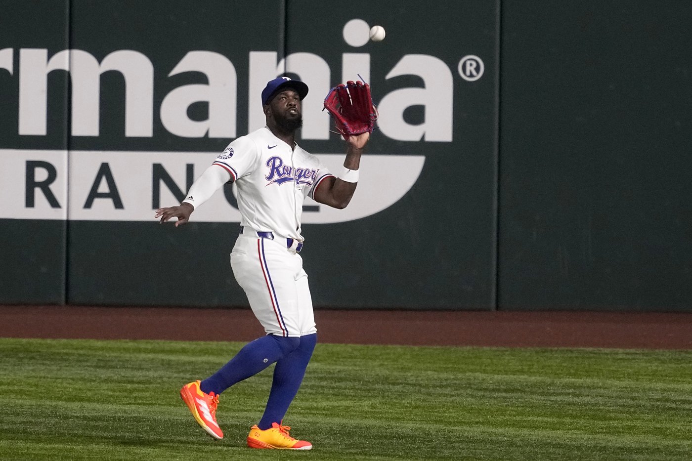Adolis García's home run backs Cody Bradford as Rangers beat Blue Jays 2-0 | iNFOnews.ca Adolis García's home run backs Cody Bradford as Rangers beat Blue Jays 2-0 | iNFOnews.ca