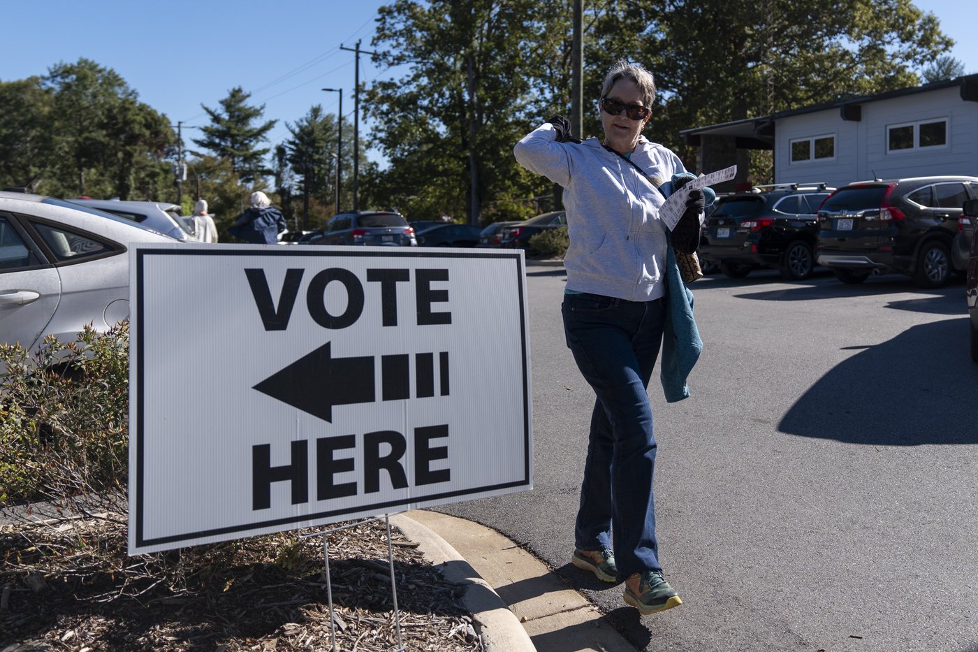 Battleground North Carolina sees strong early voting, despite obstacles created by Helene | iNFOnews.ca