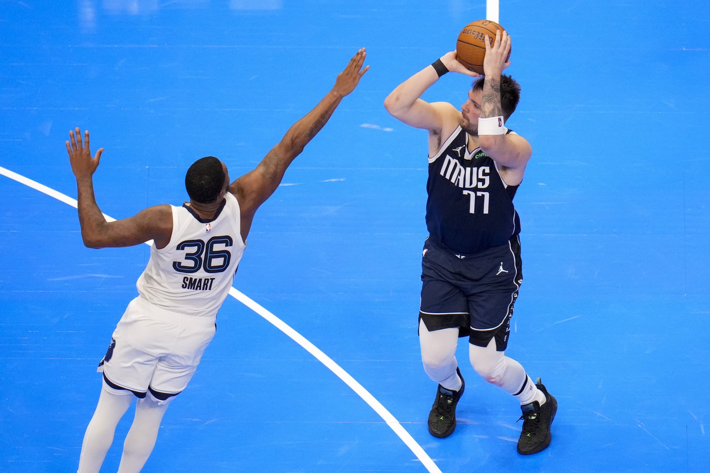 Mavericks rally late to beat Grizzlies 121-116 and advance to NBA Cup quarterfinals | iNFOnews.ca Mavericks rally late to beat Grizzlies 121-116 and advance to NBA Cup quarterfinals | iNFOnews.ca