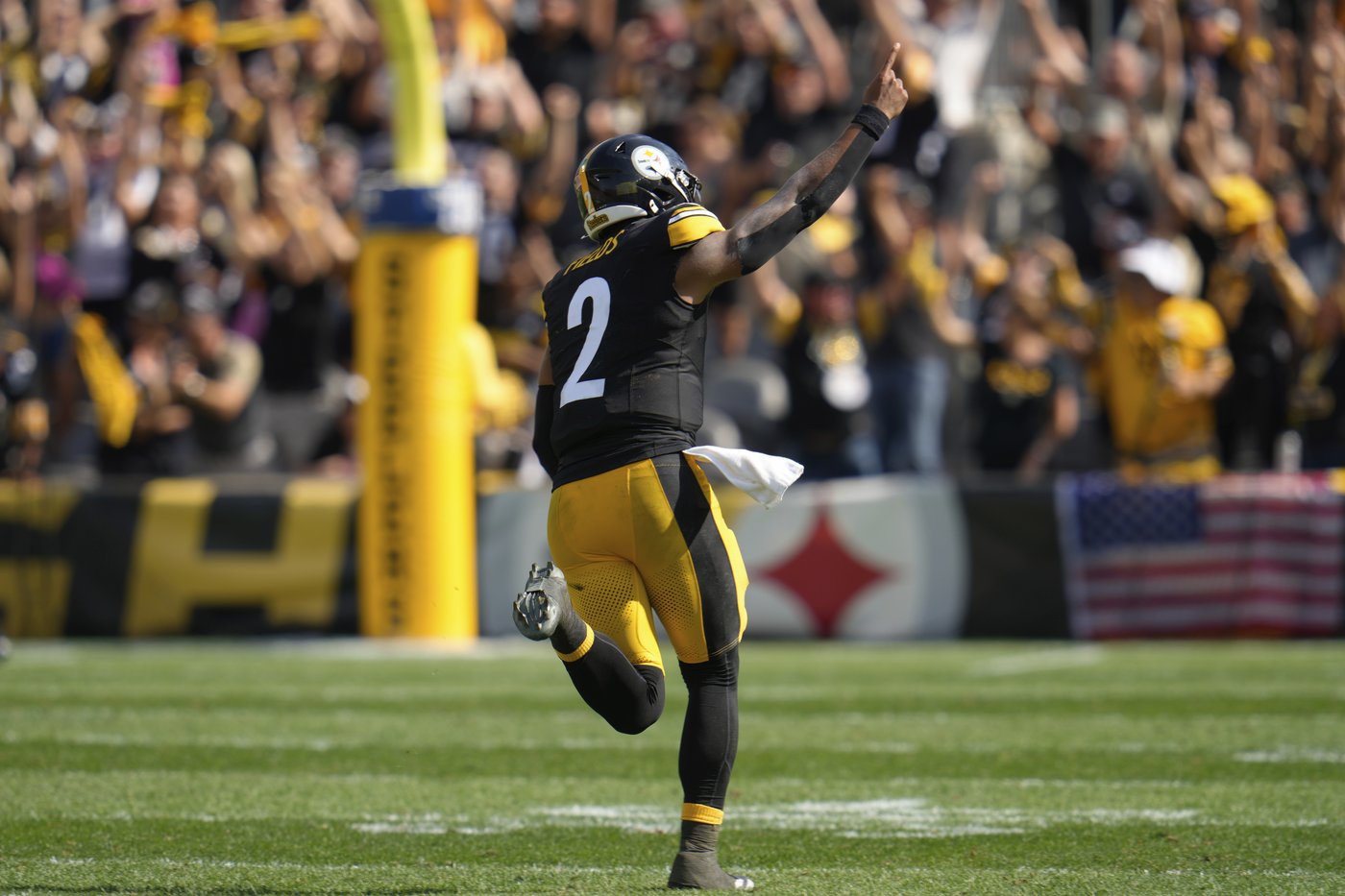 Justin Fields shines as the Steelers move to 3-0 with a 20-10 win over the Chargers | iNFOnews.ca Justin Fields shines as the Steelers move to 3-0 with a 20-10 win over the Chargers | iNFOnews.ca