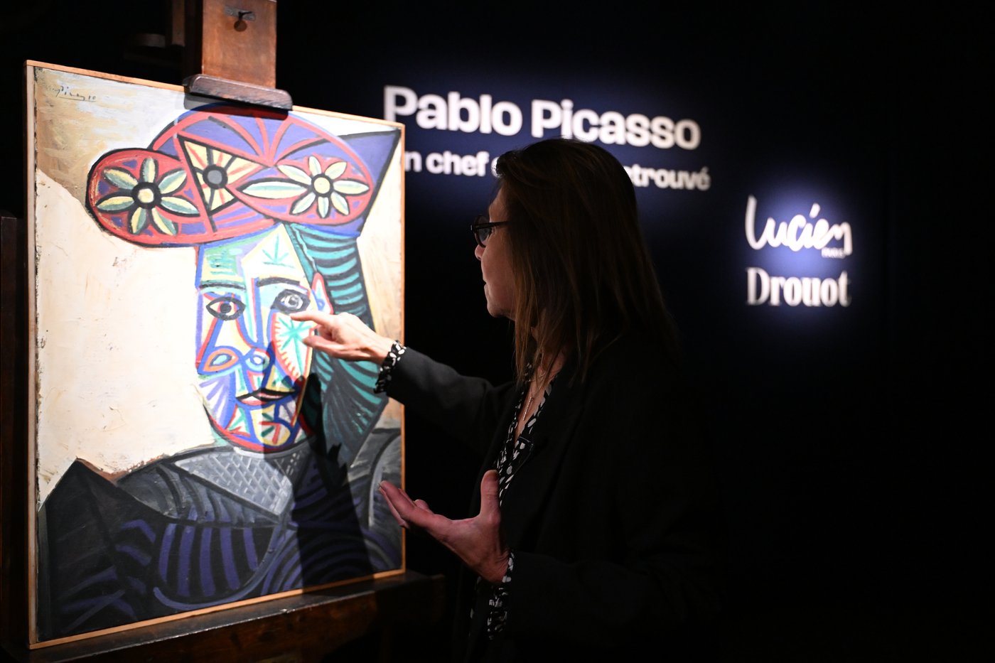 Picasso portrait of muse Dora Maar in vivid hat, long hidden from view, sells for 32 million euros | iNFOnews.ca Picasso portrait of muse Dora Maar in vivid hat, long hidden from view, sells for 32 million euros | iNFOnews.ca