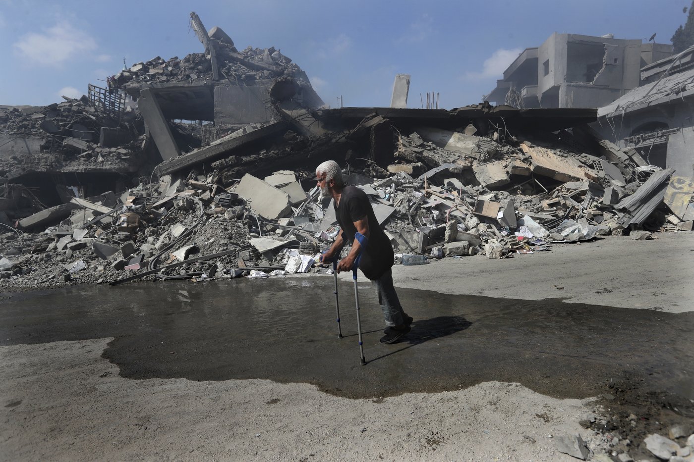 Israel says 4 soldiers killed by Hezbollah drone attack while Israeli strike in Gaza leaves 20 dead | iNFOnews.ca Israel says 4 soldiers killed by Hezbollah drone attack while Israeli strike in Gaza leaves 20 dead | iNFOnews.ca