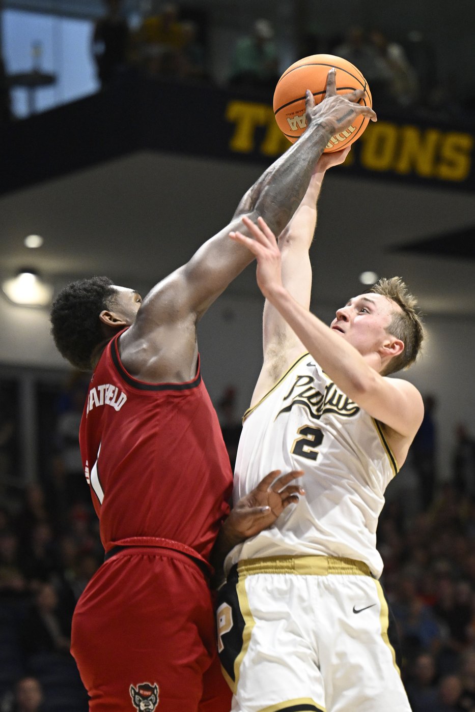 Kaufman-Renn takes over in second half as No. 13 Purdue beats NC State 71-61 | iNFOnews.ca