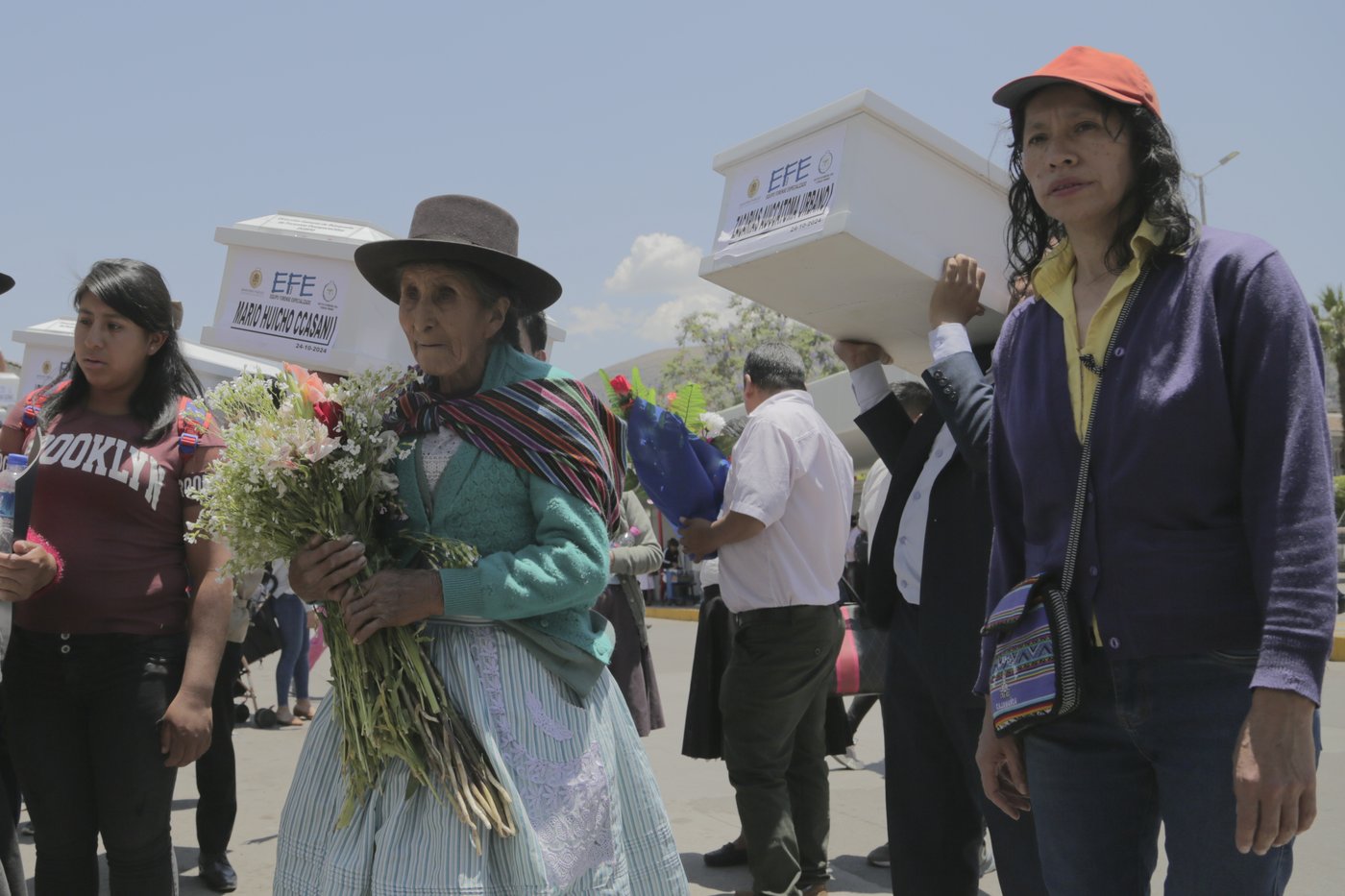 Peru's disappeared: Dozens look for relatives lost to violence. A woman who knows their sorrow helps | iNFOnews.ca Peru's disappeared: Dozens look for relatives lost to violence. A woman who knows their sorrow helps | iNFOnews.ca
