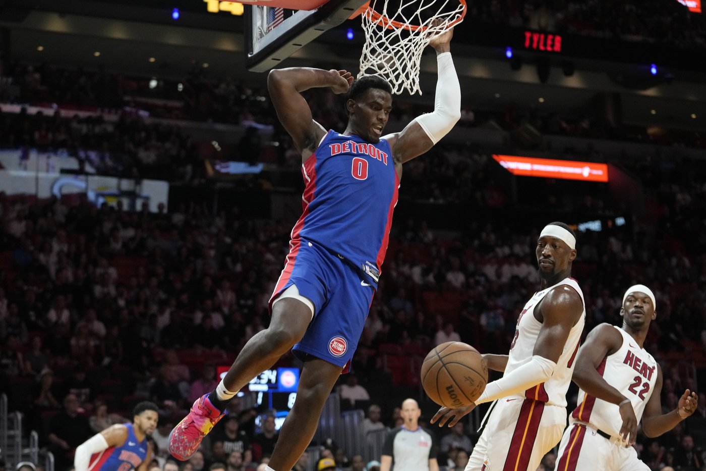 Butler scores 23, Rozier adds 20 and Heat pull away in 4th to beat Pistons 106-98 | iNFOnews.ca Butler scores 23, Rozier adds 20 and Heat pull away in 4th to beat Pistons 106-98 | iNFOnews.ca