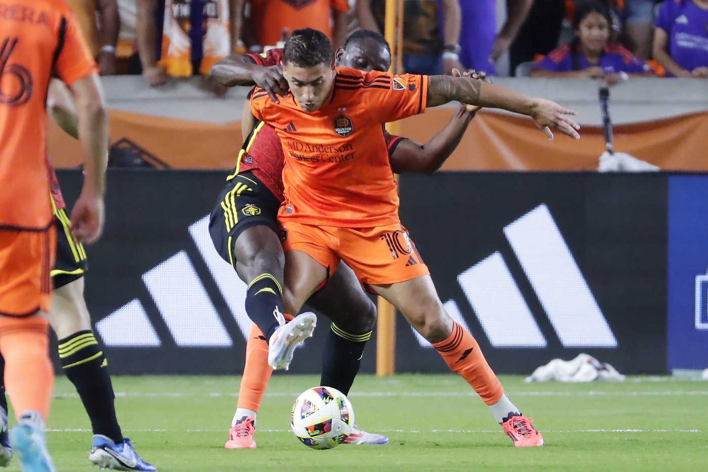 Obed Vargas, Stefan Frei lead Sounders to sweep of Dynamo with second straight shootout victory | iNFOnews.ca