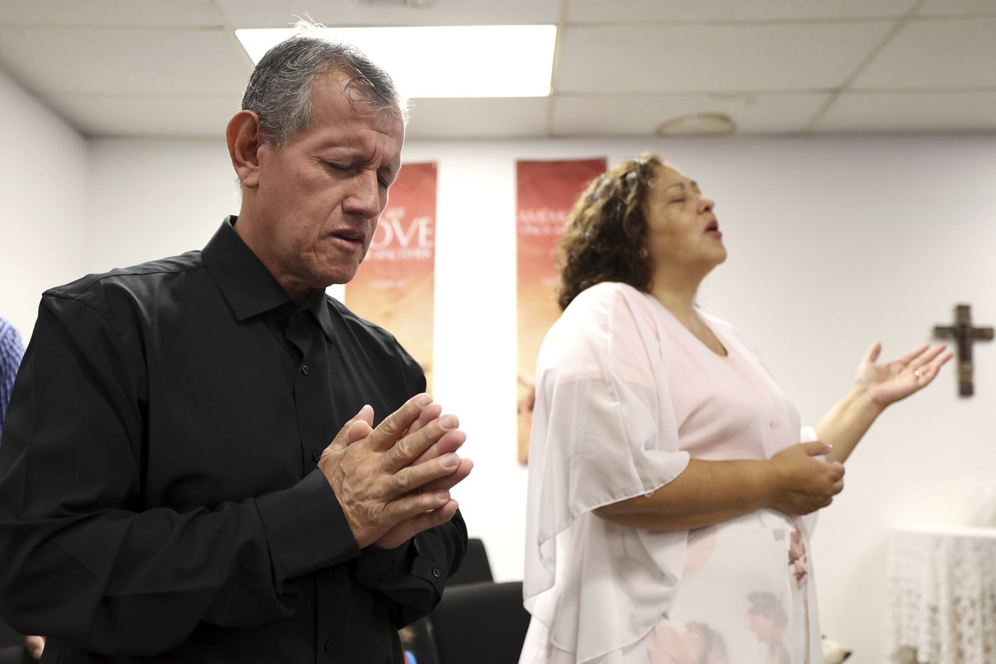 Latino evangelical voters torn between their faith and harsh rhetoric around immigration | iNFOnews.ca Latino evangelical voters torn between their faith and harsh rhetoric around immigration | iNFOnews.ca