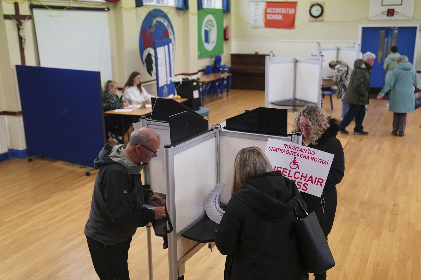 Ireland headed for coalition government following parliamentary election, exit poll suggests | iNFOnews.ca