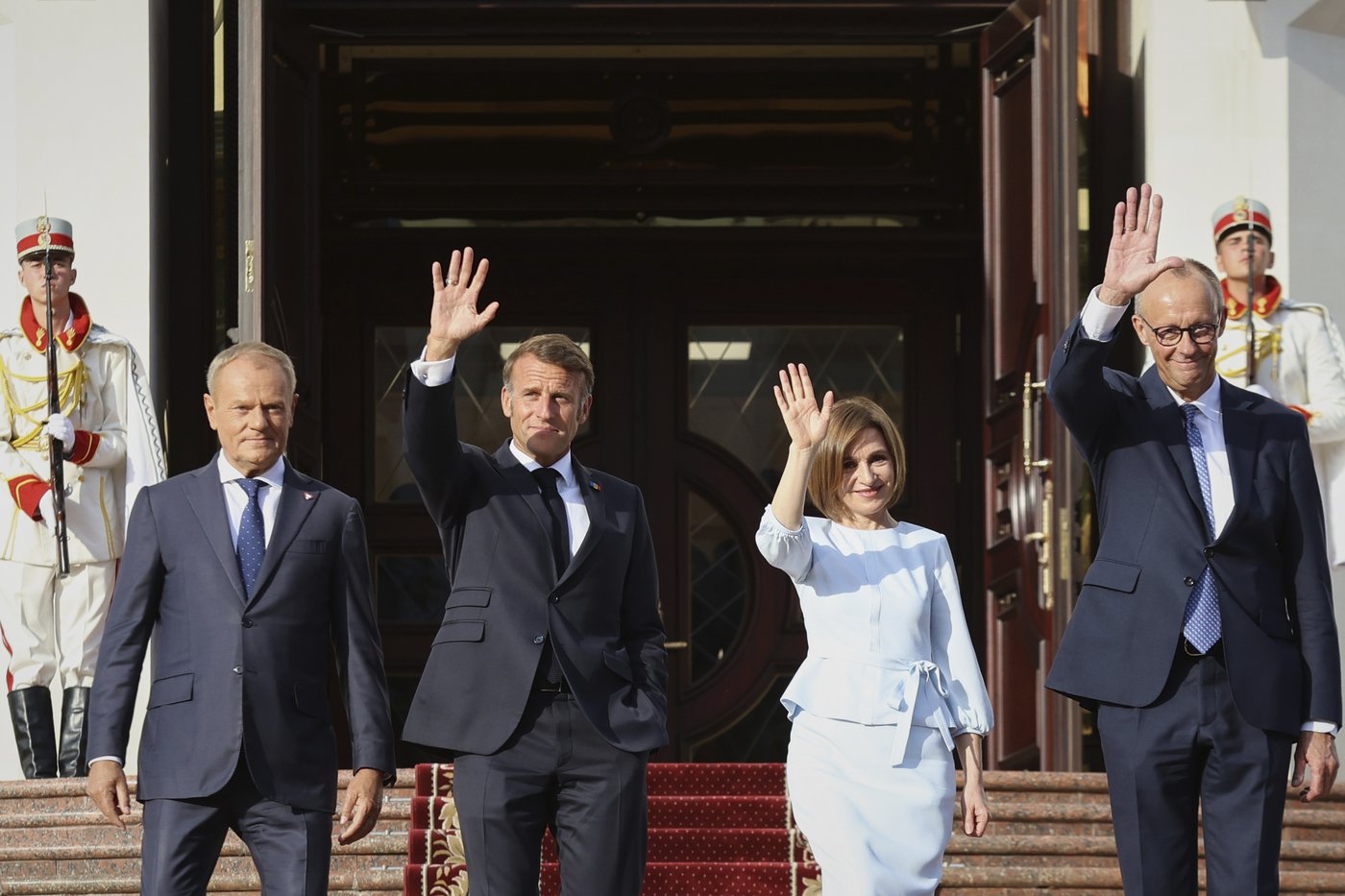 European leaders go to Moldova to mark its Independence Day ahead of a key election | iNFOnews.ca