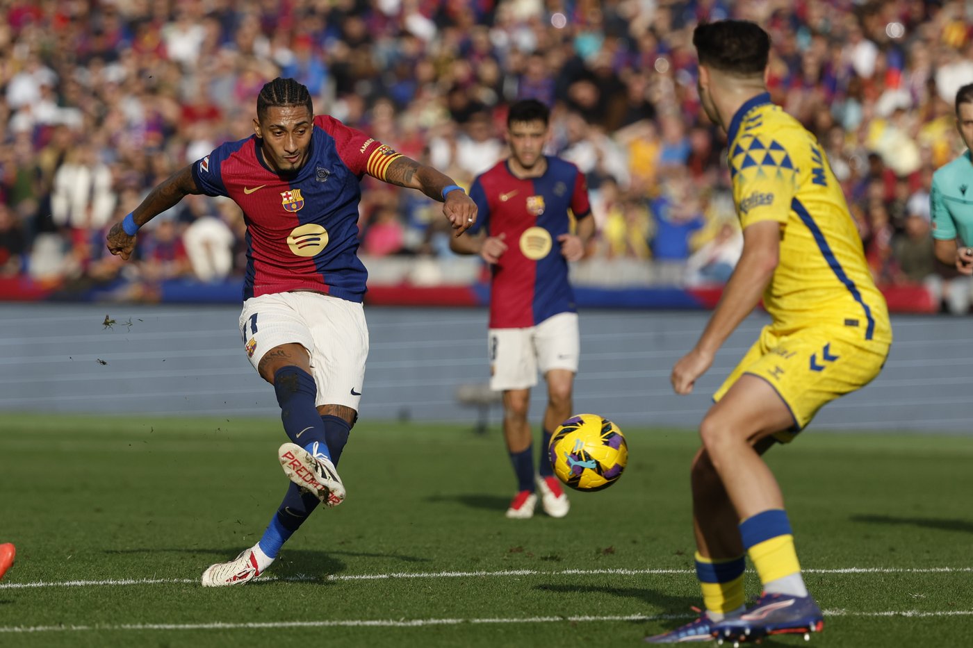 Barcelona loses at home for the first time this season | iNFOnews.ca