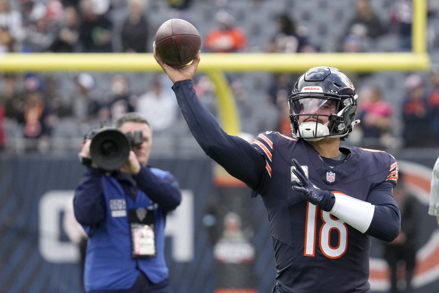 QB Caleb Williams has another rough day as the Bears lose to the Patriots 19-3 | iNFOnews.ca QB Caleb Williams has another rough day as the Bears lose to the Patriots 19-3 | iNFOnews.ca