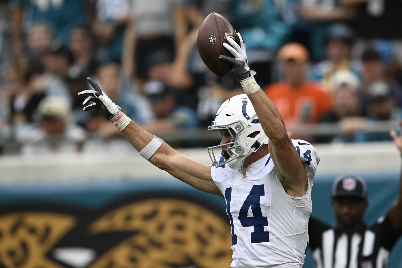 The Titans are back from their bye and hoping rest helps against the battered Colts | iNFOnews.ca