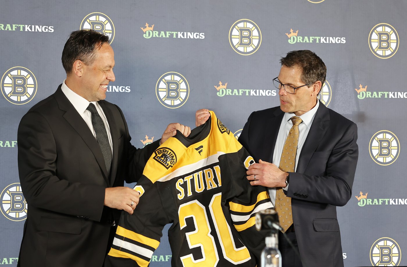 New Bruins coach Marco Sturm has seen the passion of Boston fans - from both sides | iNFOnews.ca