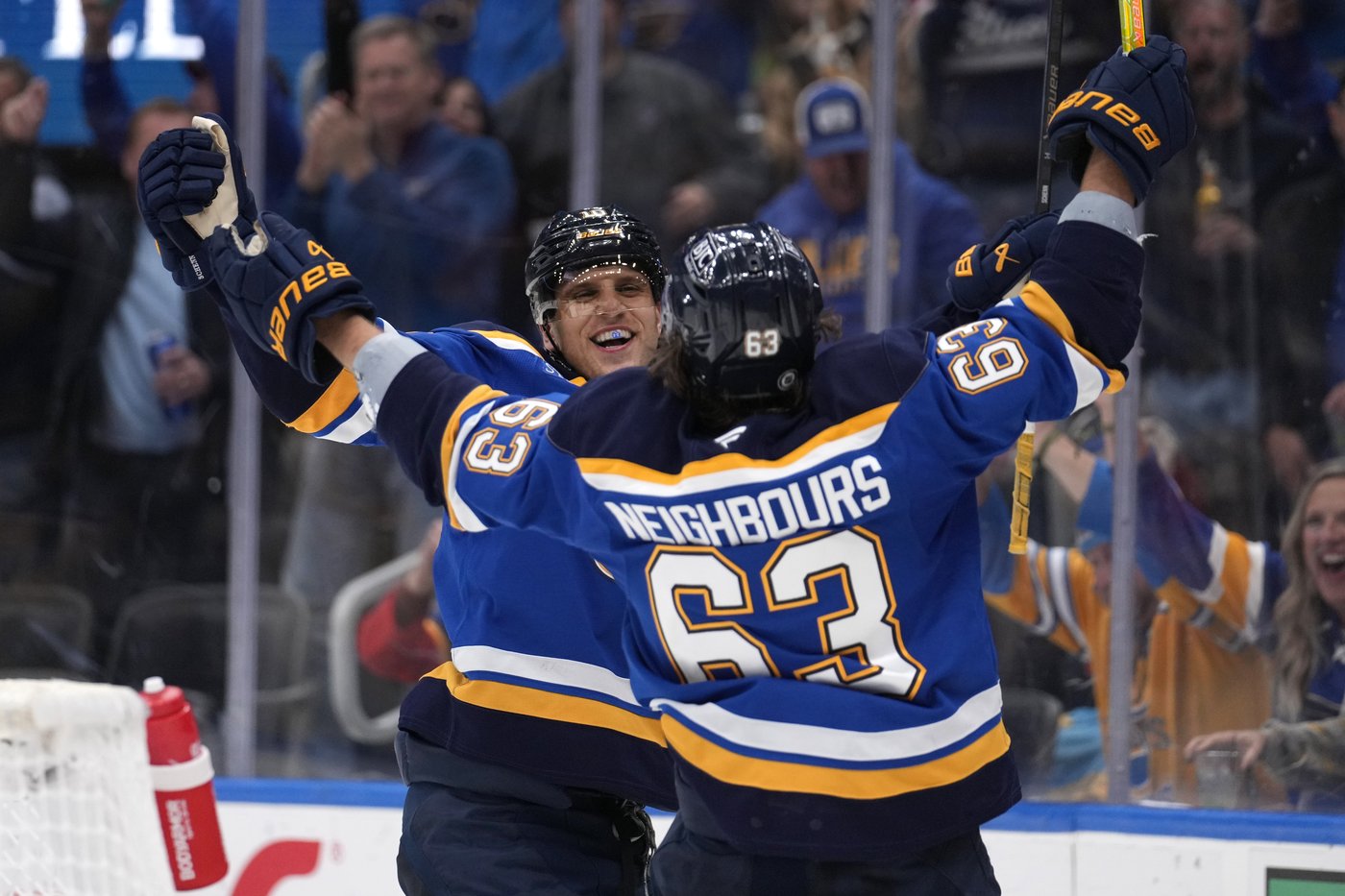 Pastrnak's goal completes rally as Bruins come back to stun Blues 3-2 | iNFOnews.ca Pastrnak's goal completes rally as Bruins come back to stun Blues 3-2 | iNFOnews.ca