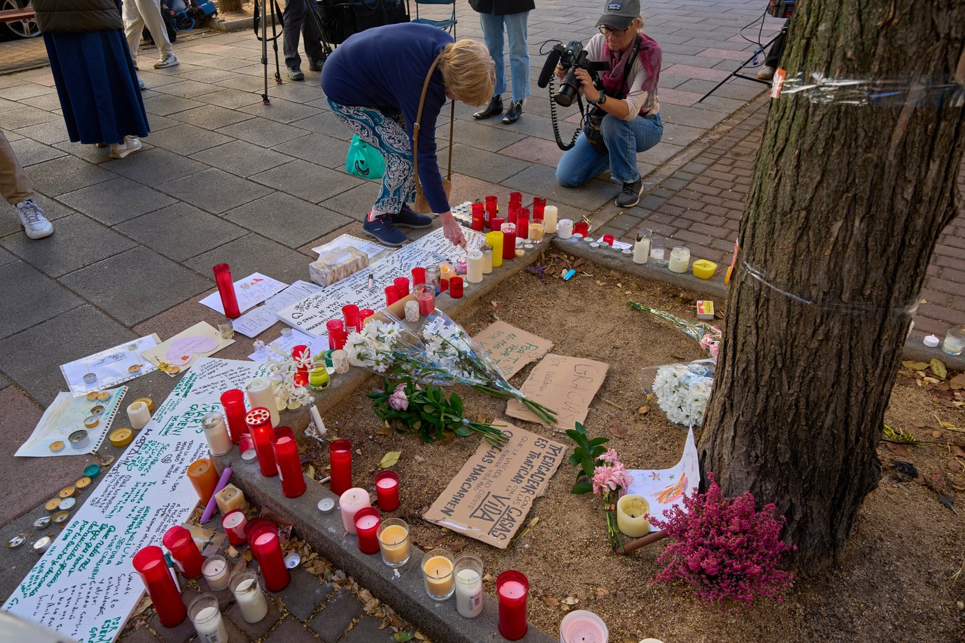Death of 87-year-old Maricarmen is reenergizing Spain's protests to stop evictions | iNhome Death of 87-year-old Maricarmen is reenergizing Spain's protests to stop evictions | iNhome