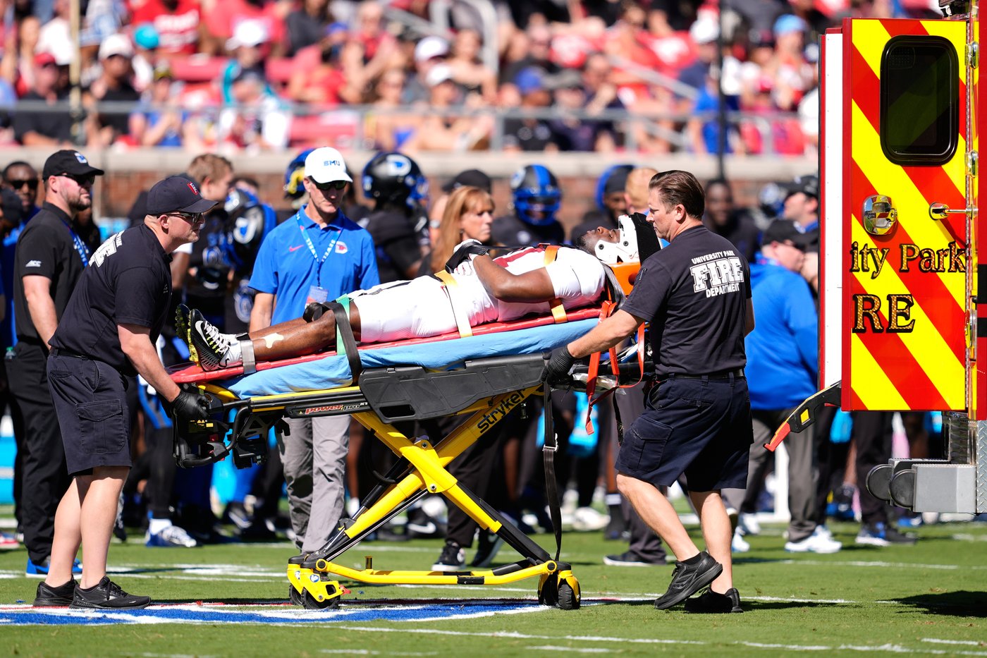 Stanford cornerback Aaron Morris gets quick medical clearance after leaving SMU game in ambulance | iNFOnews.ca