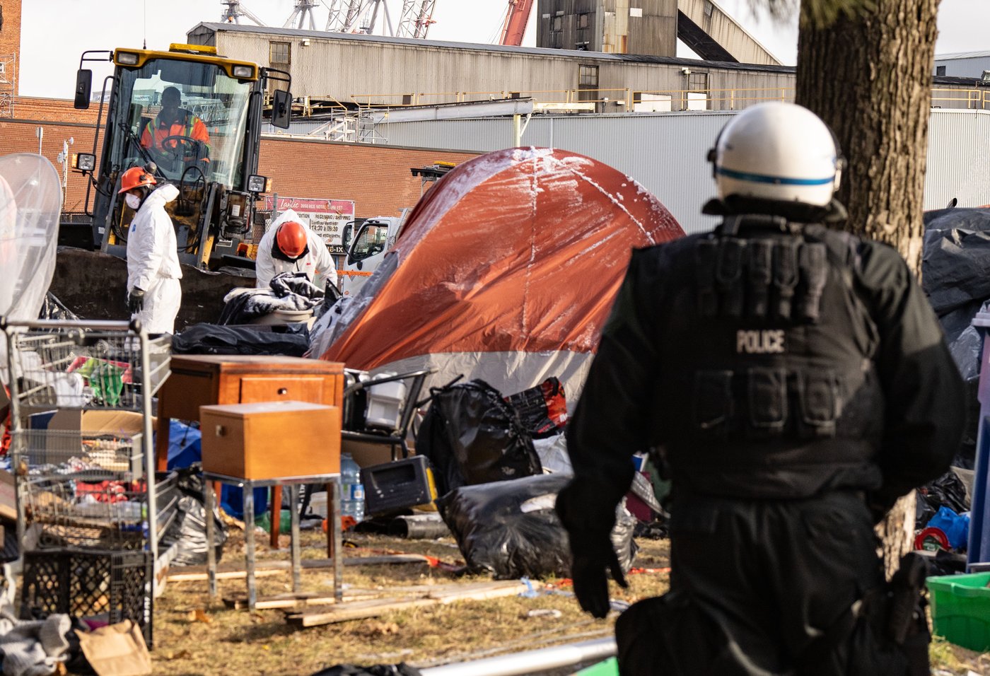 Montreal will not agree to stop dismantling homeless encampments, despite new report | iNFOnews.ca Montreal will not agree to stop dismantling homeless encampments, despite new report | iNFOnews.ca