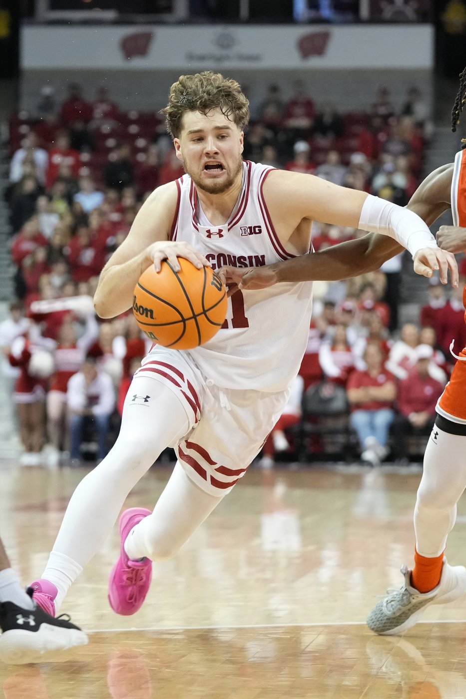 Blackwell, Tonje power No. 19 Wisconsin in an 87-84 comeback win over UT Rio Grande Valley | iNFOnews.ca Blackwell, Tonje power No. 19 Wisconsin in an 87-84 comeback win over UT Rio Grande Valley | iNFOnews.ca