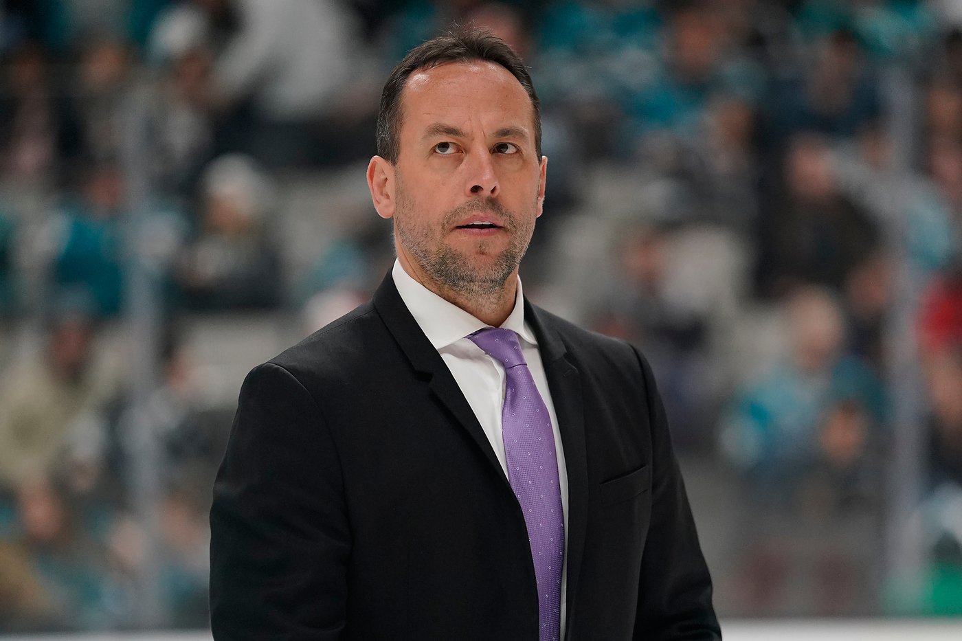 Bruins name ex-forward Marco Sturm as head coach after missing playoffs for first time since 2016 | iNFOnews.ca