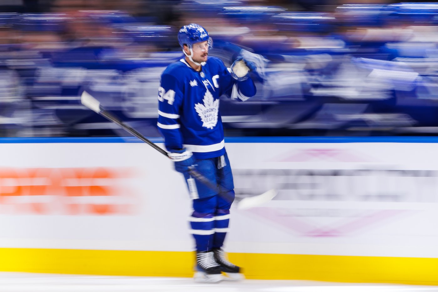 Leafs star Matthews says he's ready to play after missing nine games with injury | iNFOnews.ca